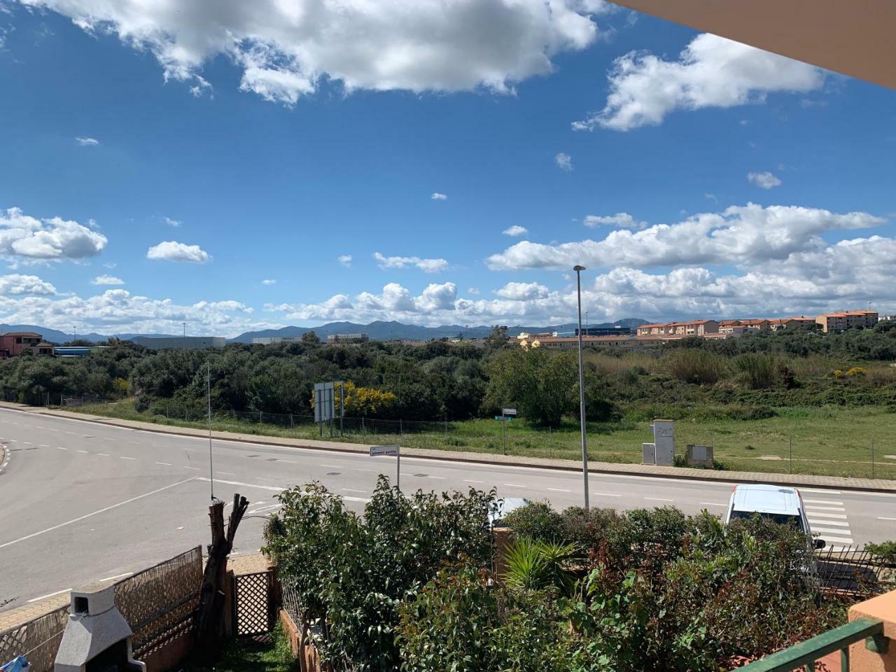 Le Meridien Lägenhet Olbia Exteriör bild